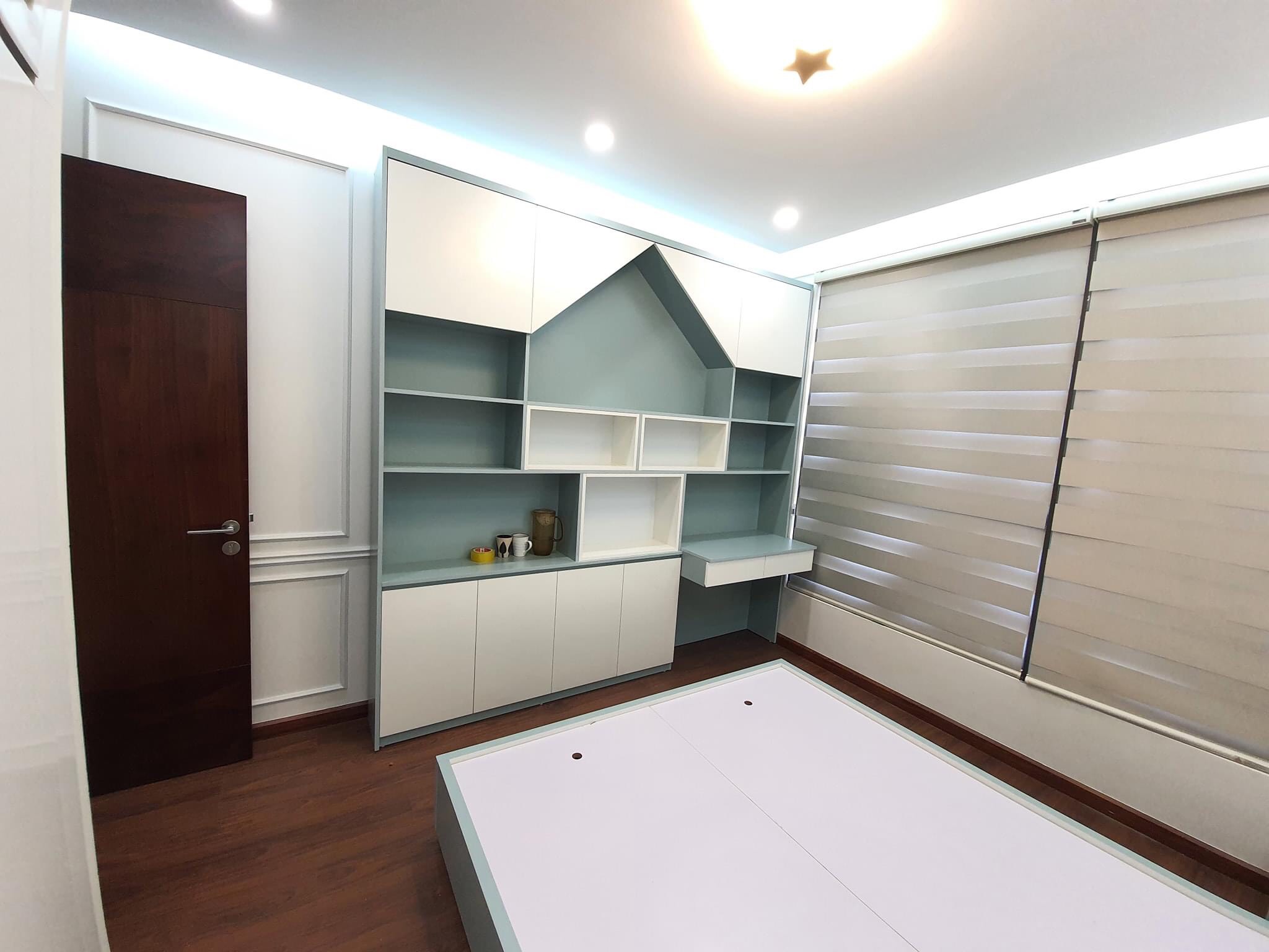 Bàn học sinh trẻ em thông minh CA04