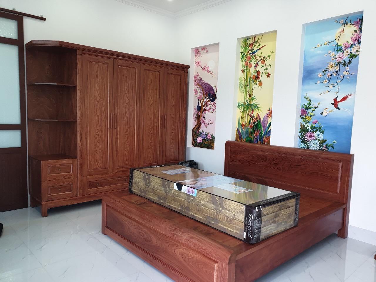 Bộ giường tủ gỗ hương đá cao cấp